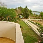 Apartament Tonkica