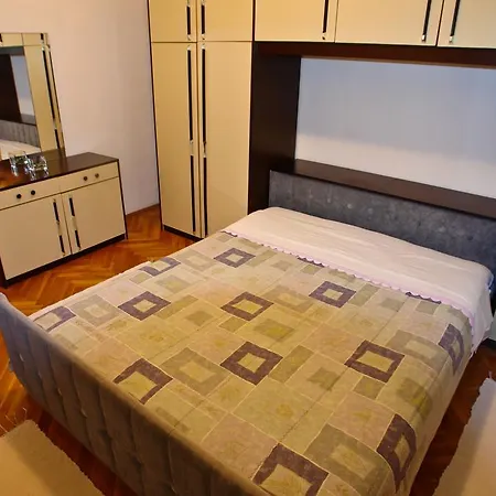 Tonkica Apartman *